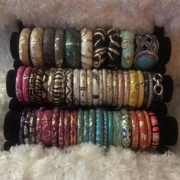 Meet your Posher, Mitzi - Picture 16 of 16